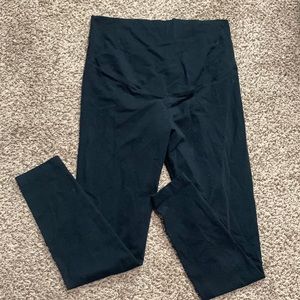 Old navy maternity leggings